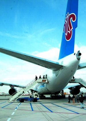 й׼A380־Ϻ 17ս׷(ͼ)
